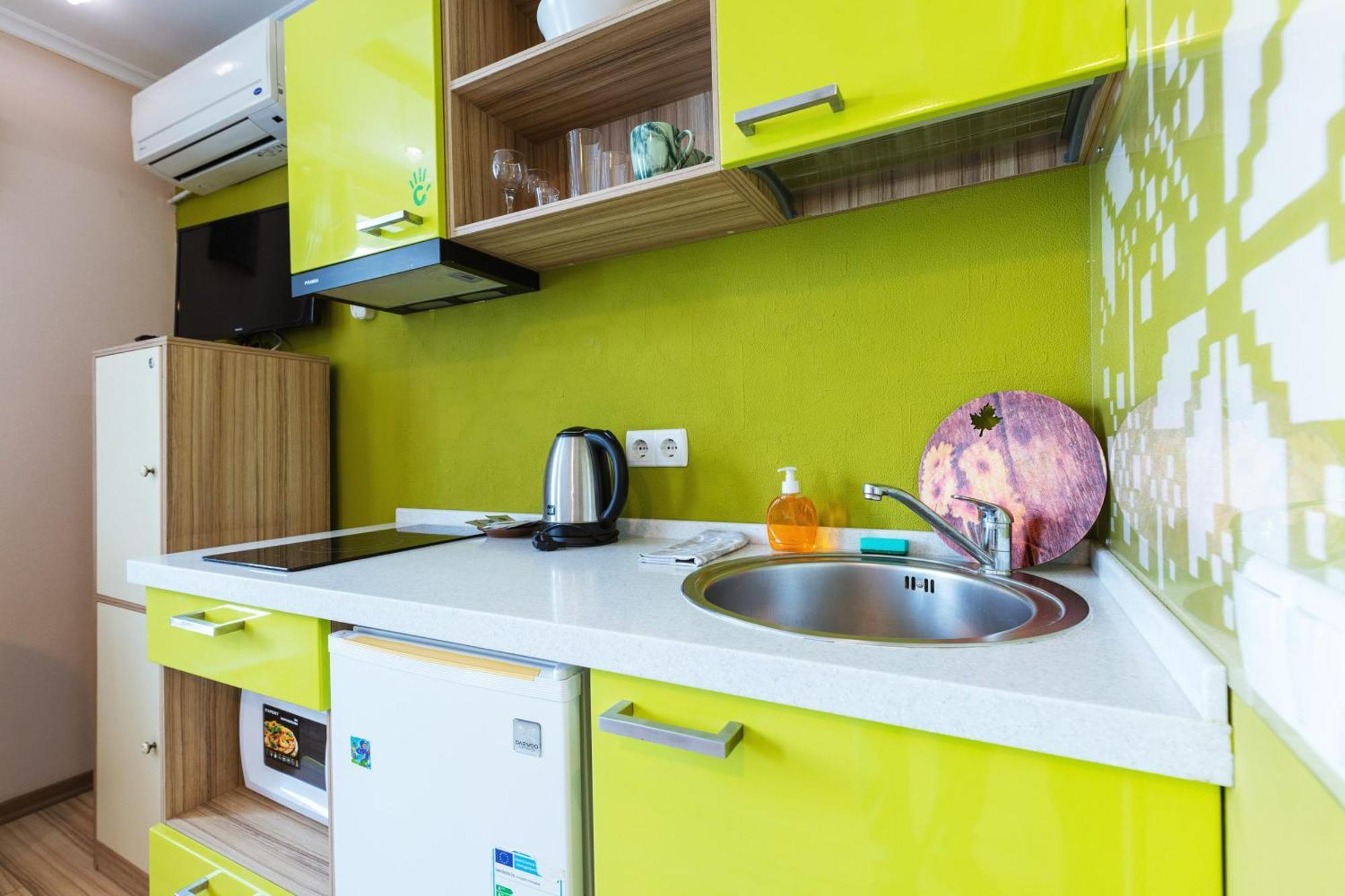 Guest House "Vladimirskaya 42" 키예프 외부 사진
